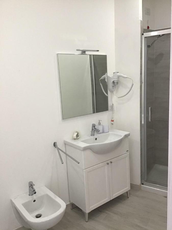 سويانو ديل لاغو Appartamento Rubino - Lovely Little Flat 3 Minutes From Golf Club 5 Minutes From Lake المظهر الخارجي الصورة